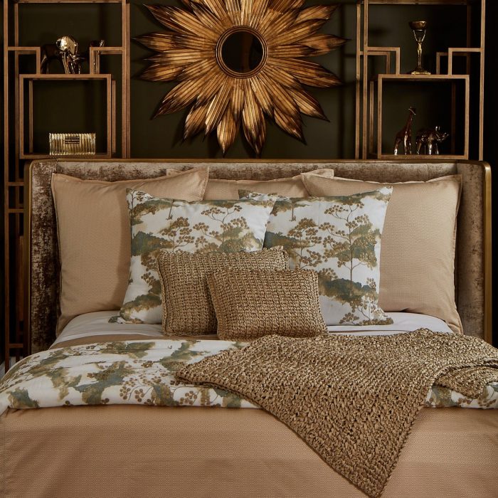 Avalon Throw - Image 3