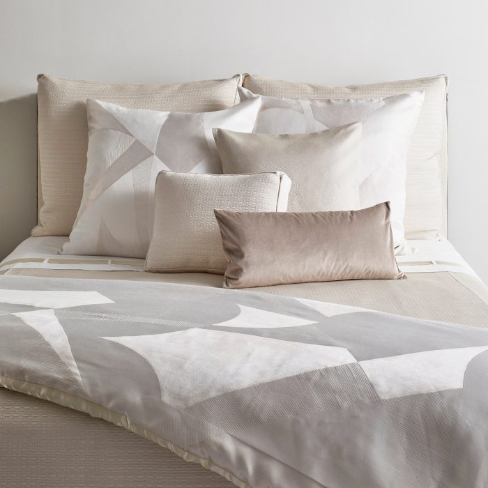 Clio Pillow - Image 4