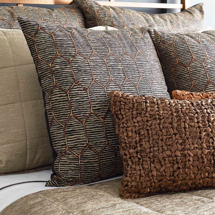 Inro Pillow - Image 5