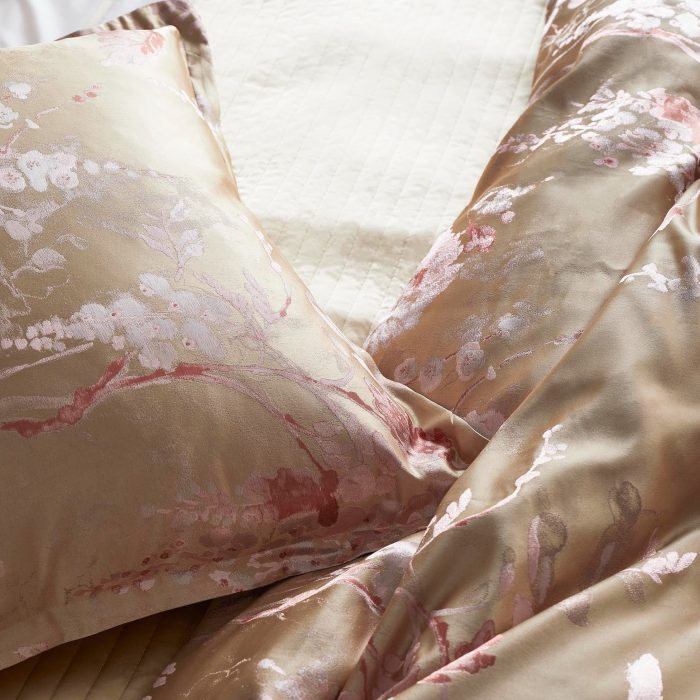 Jardin Fleur Pink/Gold Pillow - Image 4