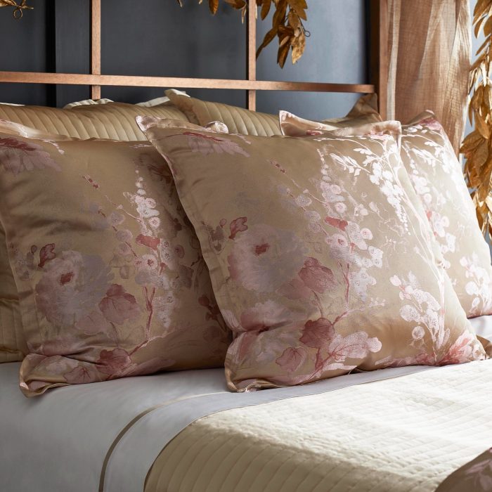 Jardin Fleur Pink/Gold Pillow - Image 2