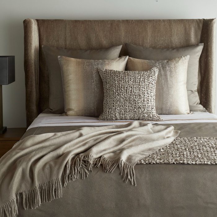 Komodo Pillow - Image 5