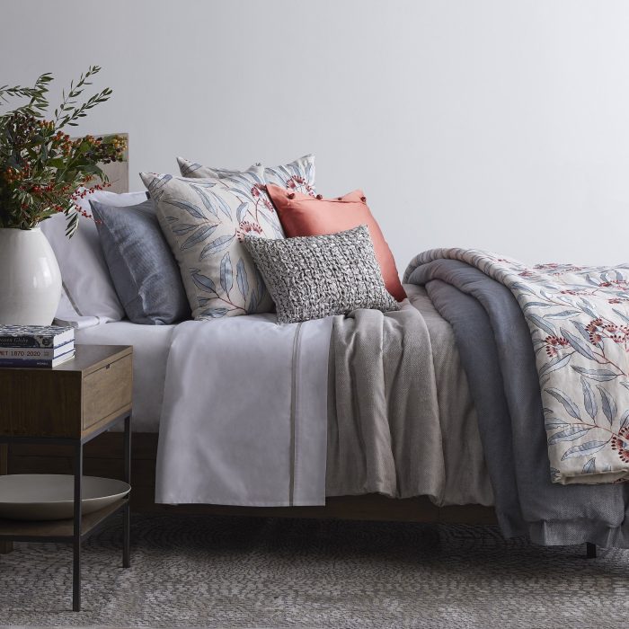 Linenberry Throw - Image 2