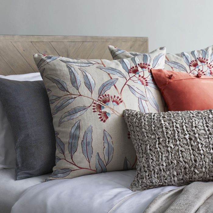Linenberry Pillow - Image 2