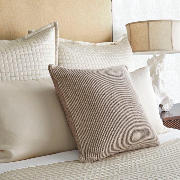 Rib Throw - Image 2