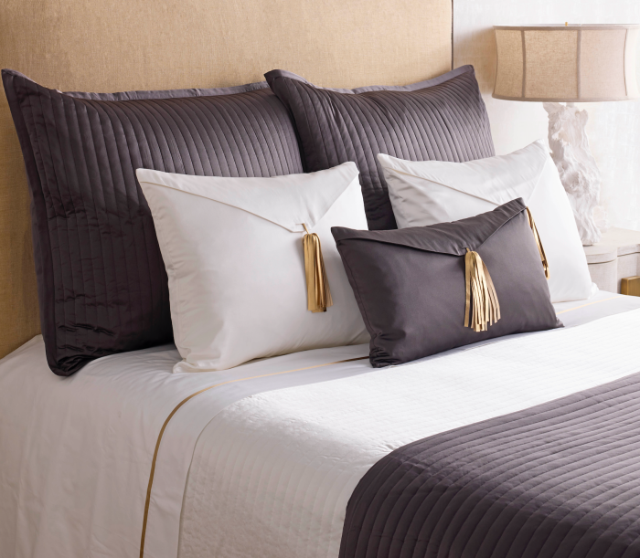 Saihai Pillow