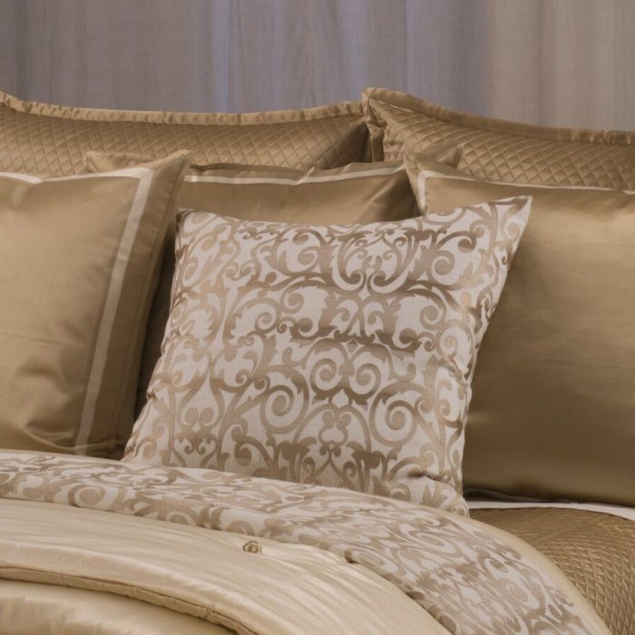 Flourish Sham - Image 2